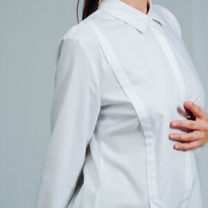 Бела памучна кошула за жени - висок квалитет, елегантен дизајн